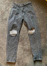 SheIn Black Ripped Mom Jeans Photo 0