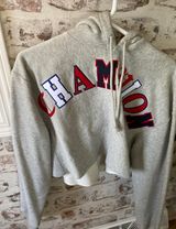 Champion Cropped Sweatshirt Photo 0