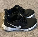 Nike Revolution 5 Photo 0