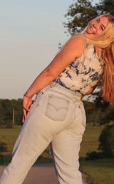 Levi’s Vintage High-Waisted 550 Denim Jeans Photo 0