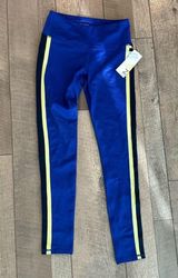 NWT Zella Striped High Waisted Athletic Compression 7/8 Leggings Photo 0