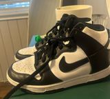 Nike Panda Dunks Photo 0