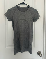 Lululemon  Swiftly Tech Short Sleeve Photo 0