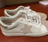 Vintage Havana Sneakers Photo 0