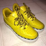 Nike AIR FORCE 1s Photo 0