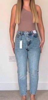 Mom Jeans With Tapered Waist  Photo 0