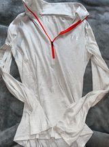 Under Armour Long-Sleeve Photo 0
