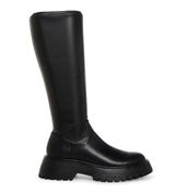 Kameron Boots Photo 0