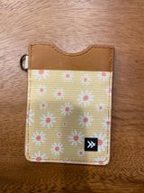 Thread Wallets Thread Yellow Floral Card Holder Photo 0