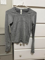 Grey long sleeve, Lululemon swiftly tech Photo 0