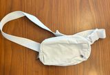 White Belt Bag Photo 0