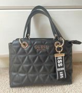 Guess Black Purse Photo 0