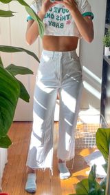 White Jeans  Photo 0