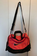 Nike Geometric Duffel Bag Photo 0
