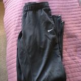 Nike therma fit sweat pants! Photo 0