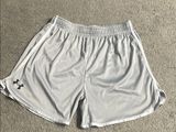Under Armour Loose Fit Heat Gear Light Gray Womens Basketball Shorts | Large Photo 0