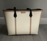 Tory Burch Authentic  Handbag Photo 0