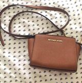 Michael Kors Small  Crossbody Photo 0