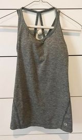 Gap Top Photo 0