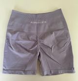 Alphalete Amplify - Lilac (small) Photo 0