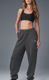 Accolade Joggers Photo 0