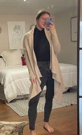 Forever 21 Oversized Sweater Photo 0