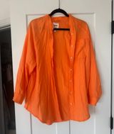 Button up Shirt Photo 0