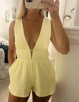 Princess Polly Romper Photo 0