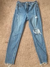 Old Navy High Rise Skinny Jeans Photo 0