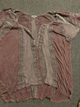 Gimmicks by BKE Top  Photo 0