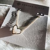 Kendra Scott Necklace Photo 0