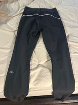 Full length black Alo yoga leggings. No tag. Size 6   Photo 0