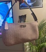 Guess Purse Photo 0