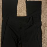 Amazon Flare Leggings Photo 0