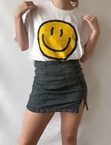 Smile Graphic Tee Size L Photo 0