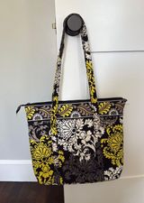 Vera Bradley Bag Photo 0