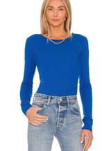 Blue Long sleeve Photo 0