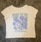 graphic baby tee Photo 0