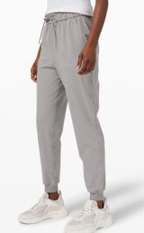 Lululemon stretch high rise jogger Photo 0