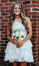 Homecoming Dreas Photo 0