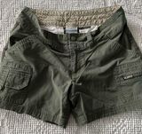 Columbia Excellent condition.  cargo shorts Photo 0