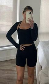 BEYOND YOGA Spacedye Slim Racerback Cropped Tank in Darkest Night Size X-Small Photo 0