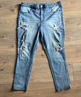 AMERICAN EAGLE Sky High Jegging Distressed Size 18 Photo 0