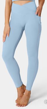 Halara Crossover Leggings Photo 0