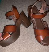 Universal Thread High Heels Photo 0