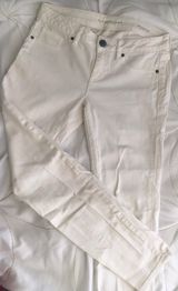 Elie Tahari Linen Coloured Bridgette Skinny Fit Jeans Photo 0