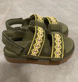 UGG Goldenstar Heritage Braid Platform Sandal Photo 0
