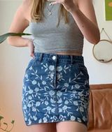 denim embroidered skirt Size 10 Photo 0