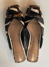 NWT Lavina buckle mule ZEBRA Brahma hair US7.5 blk/lvory Photo 0
