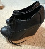 Tied Wedge Heels Photo 0